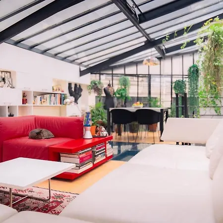 Enchanting Oasis - Montmartre Paris